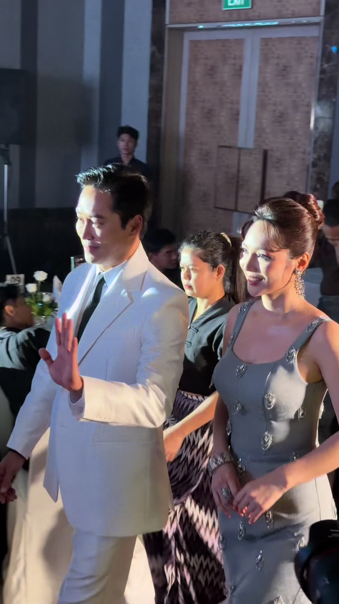 @zwal_yan_naing