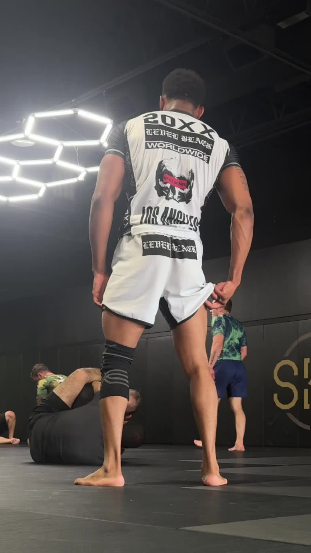 @Bjj.Trell