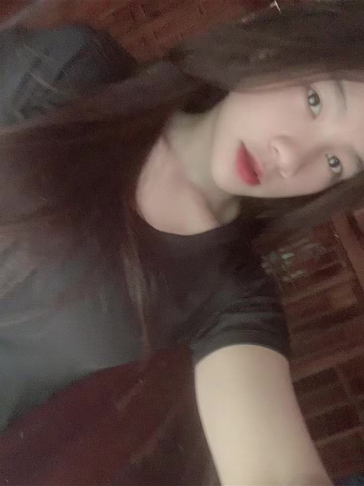 @Huyenn💗