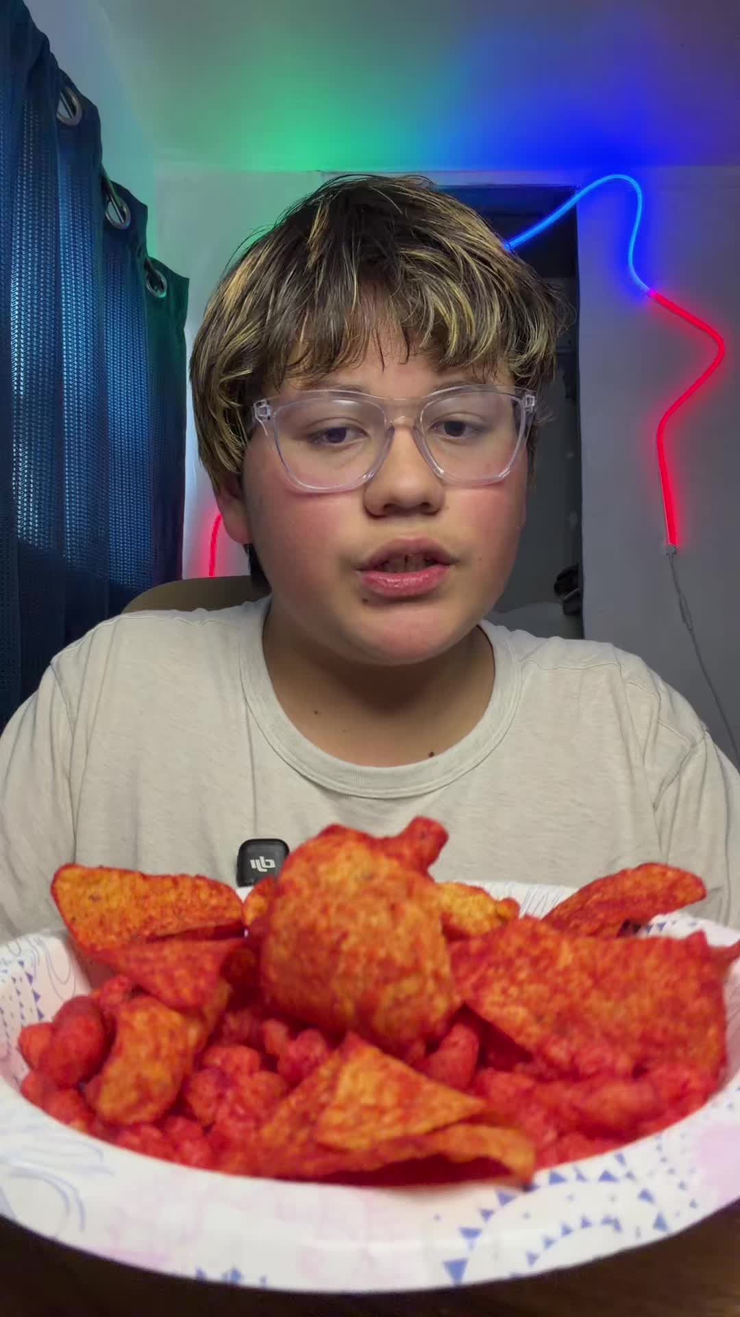 @eatwithuriel