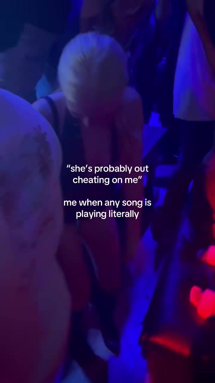 @kelsie
