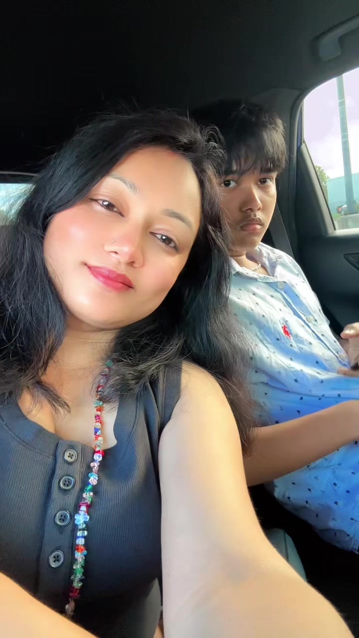 @aarti_kc 🧿