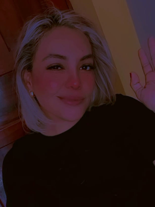 @Mar&iacute;a Fernanda
