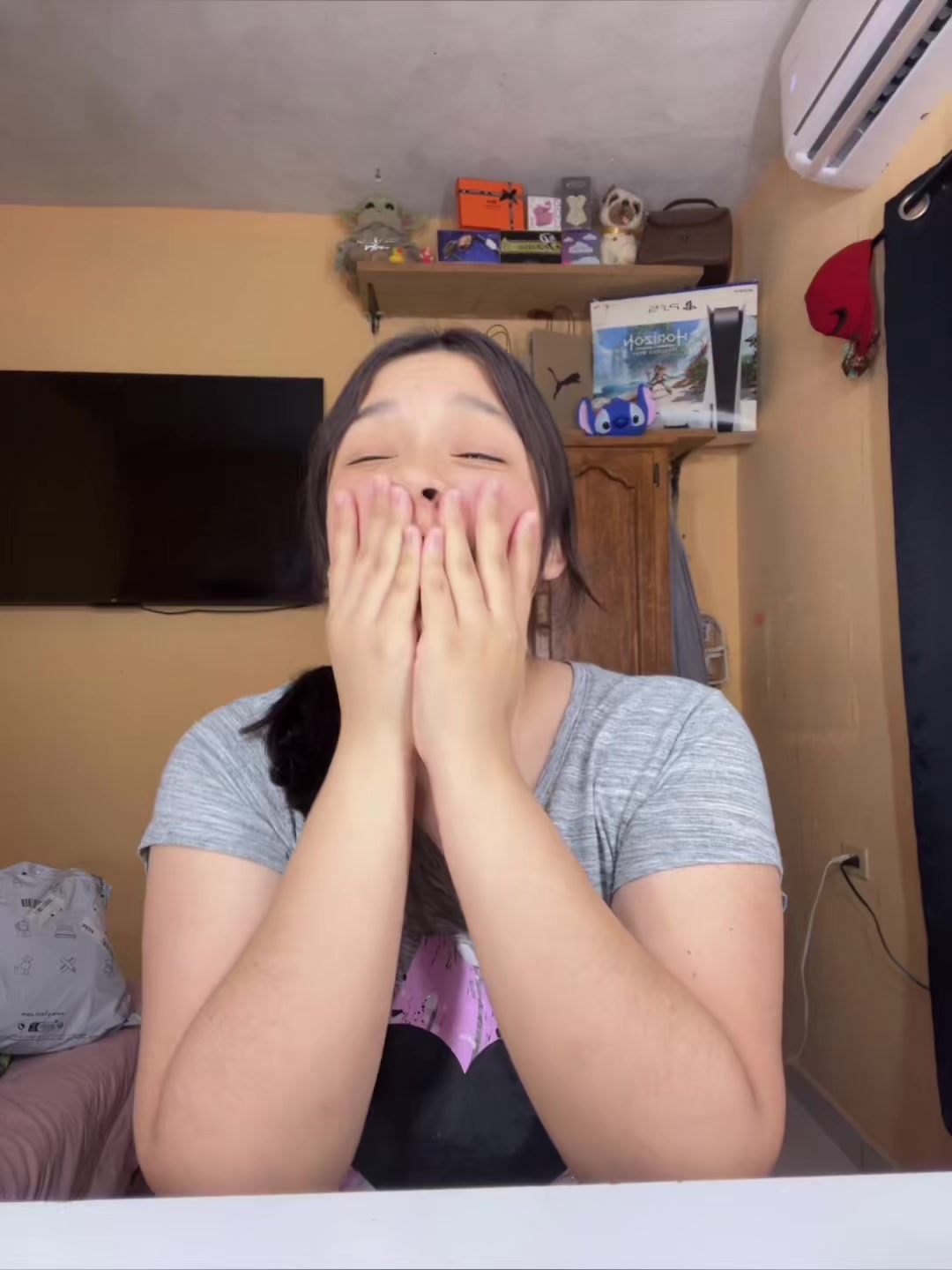 @lizcoronado._