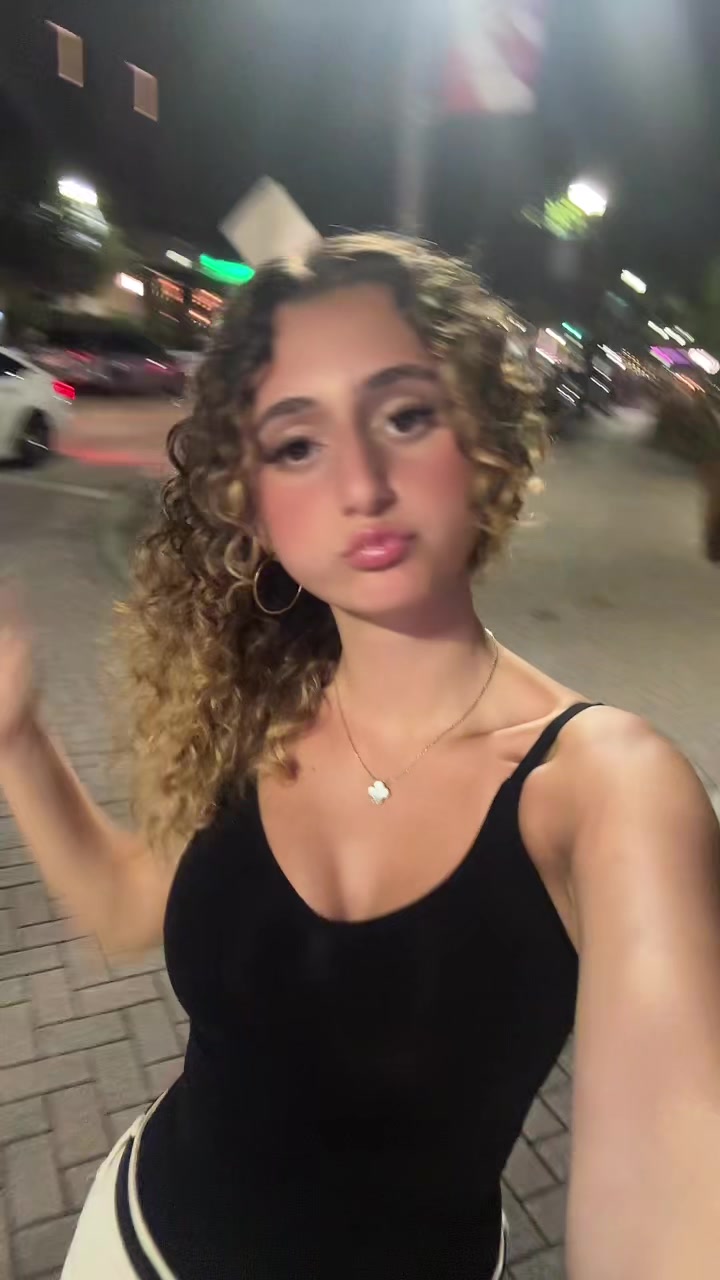 @Ari