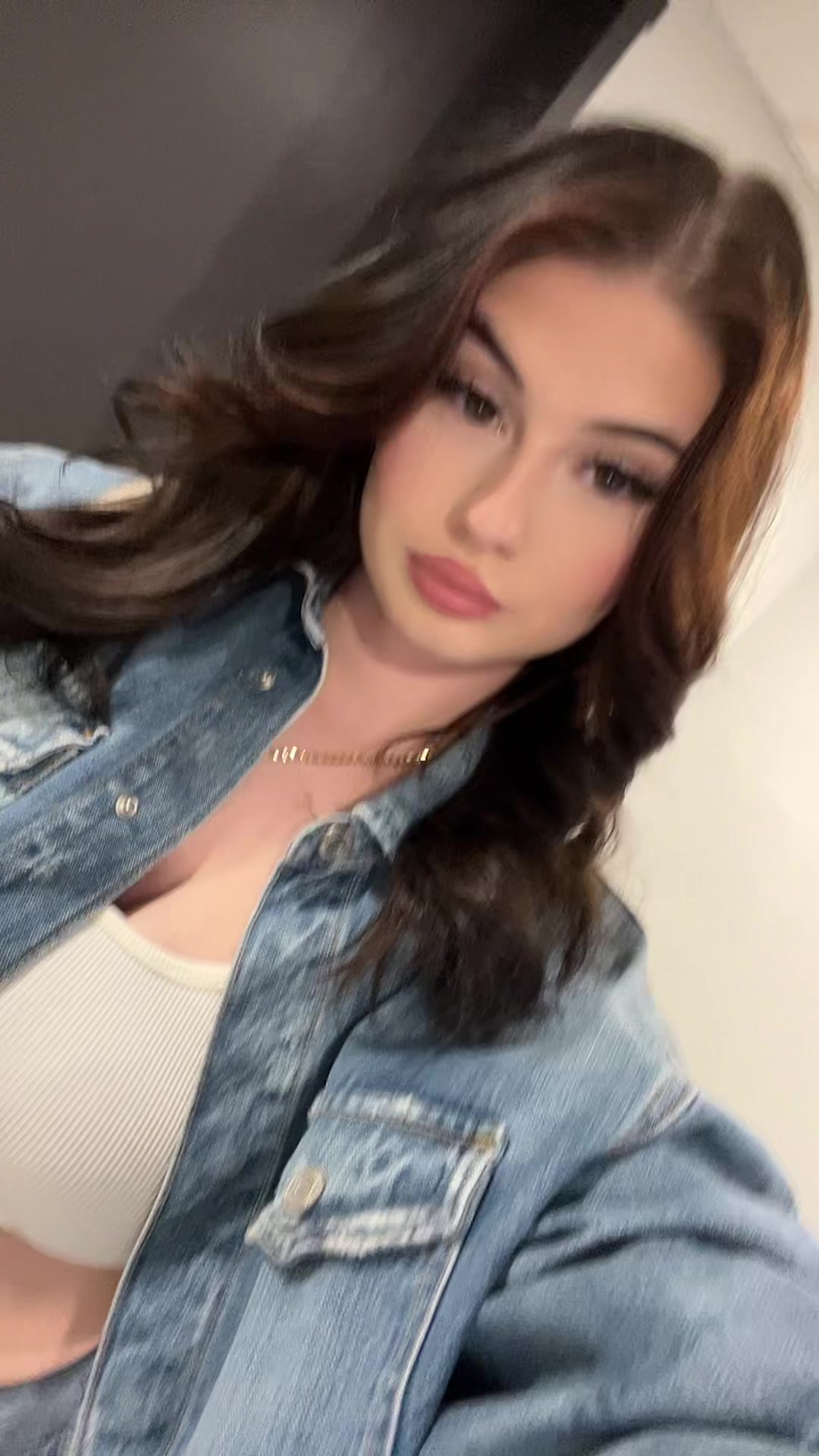 @Angel🦋