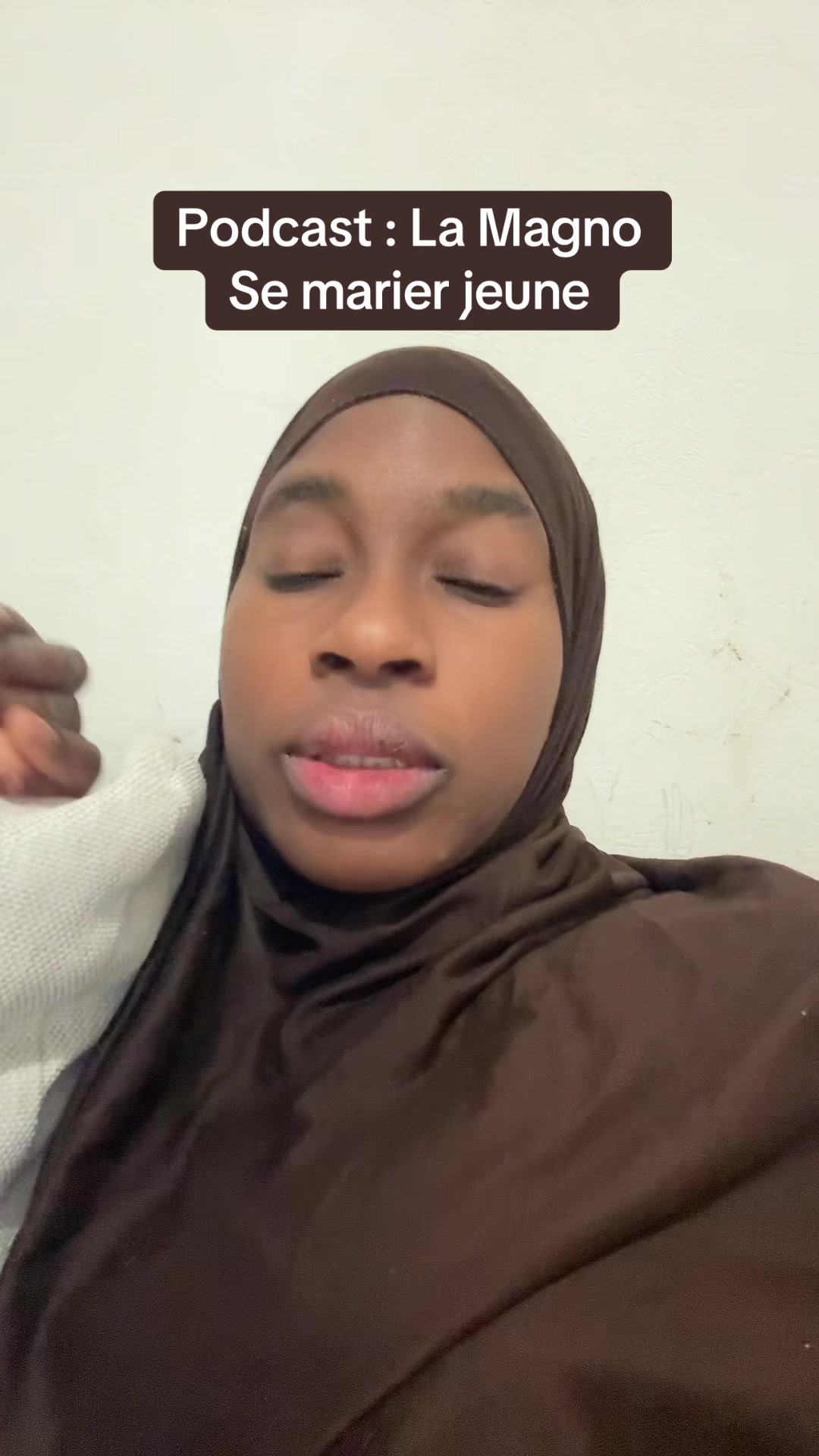 @K.DIALYA - MAGNO COMP&Eacute;