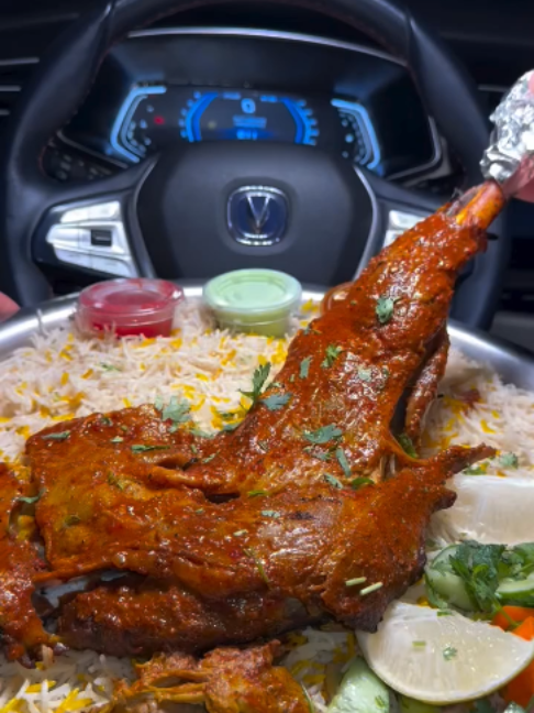 @wefoodiepk