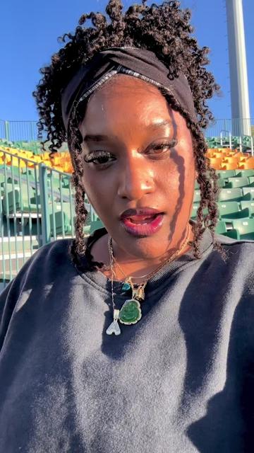 @Just_QueenAshley