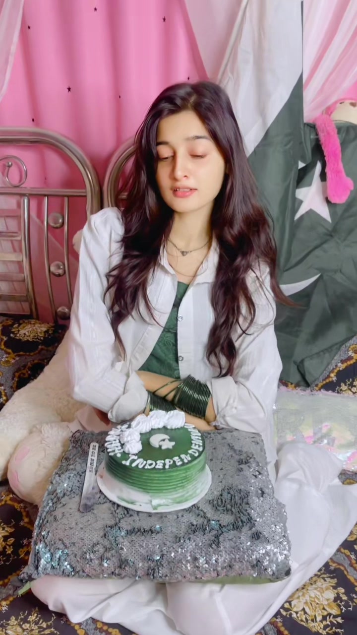@Faria siddiqui