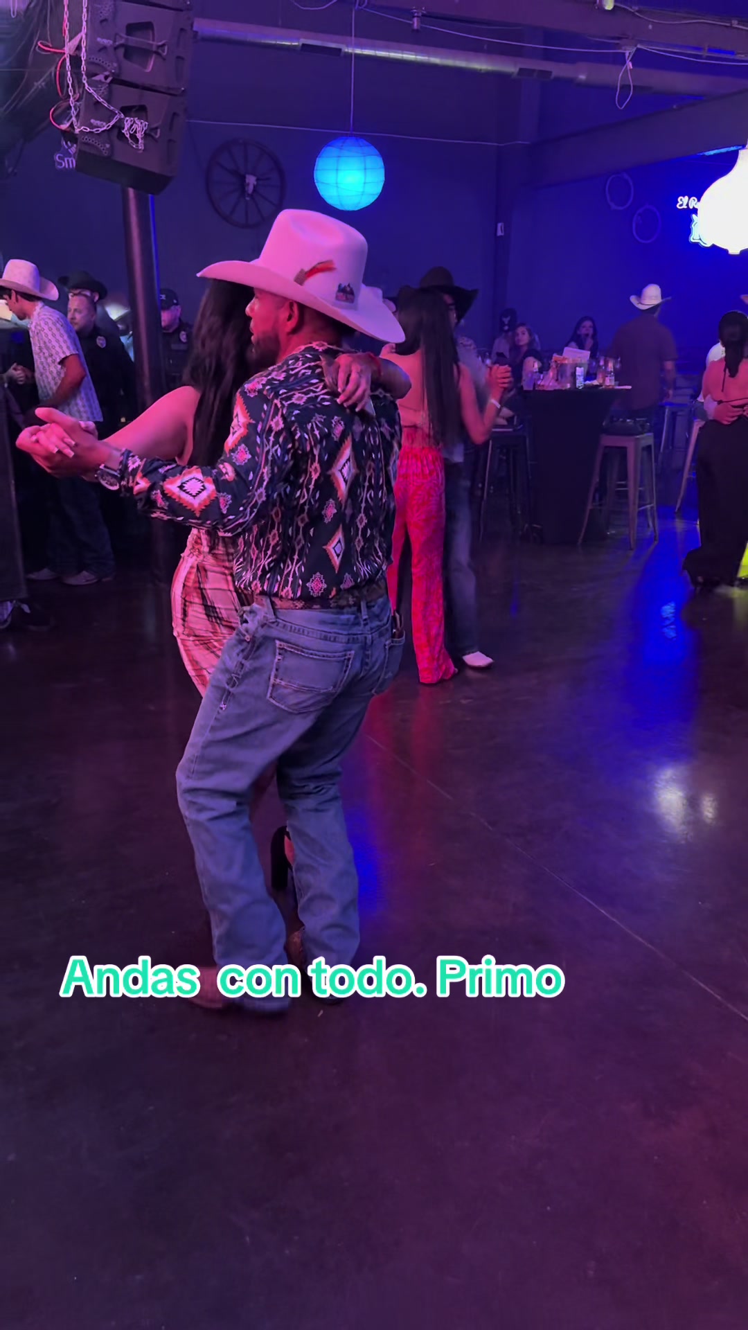 @Ramón Cortes