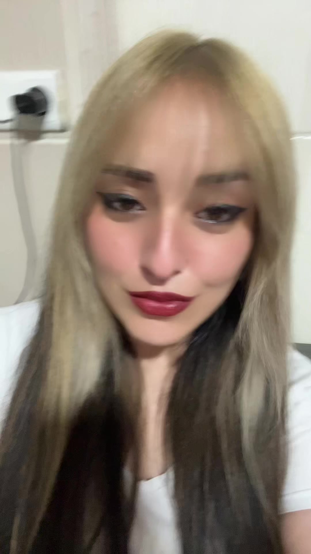 @YellowDark Swan