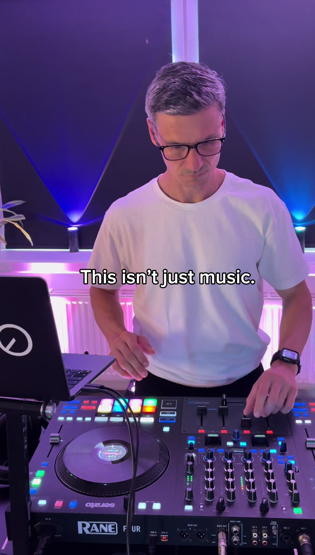 @AVELØ