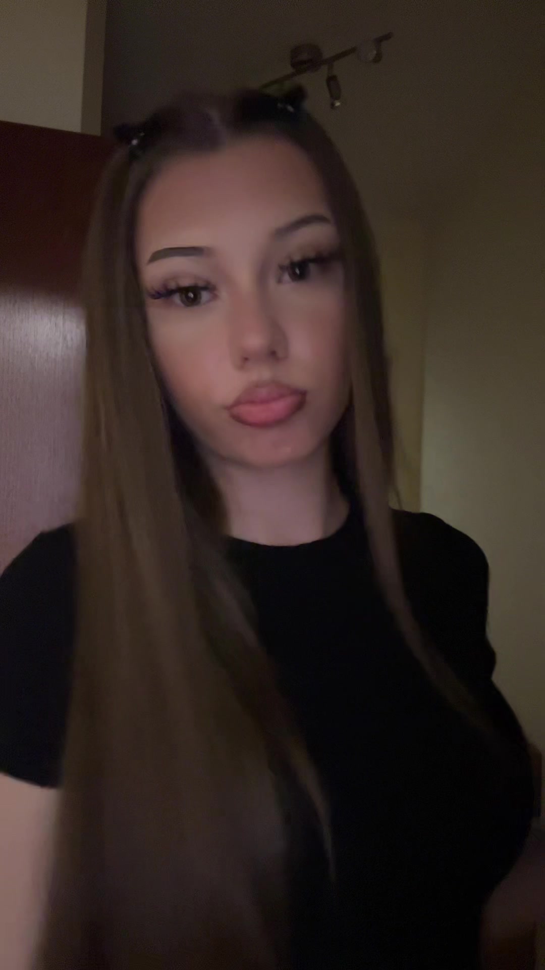@𝓢𝓸𝓹𝓱𝓲𝓮