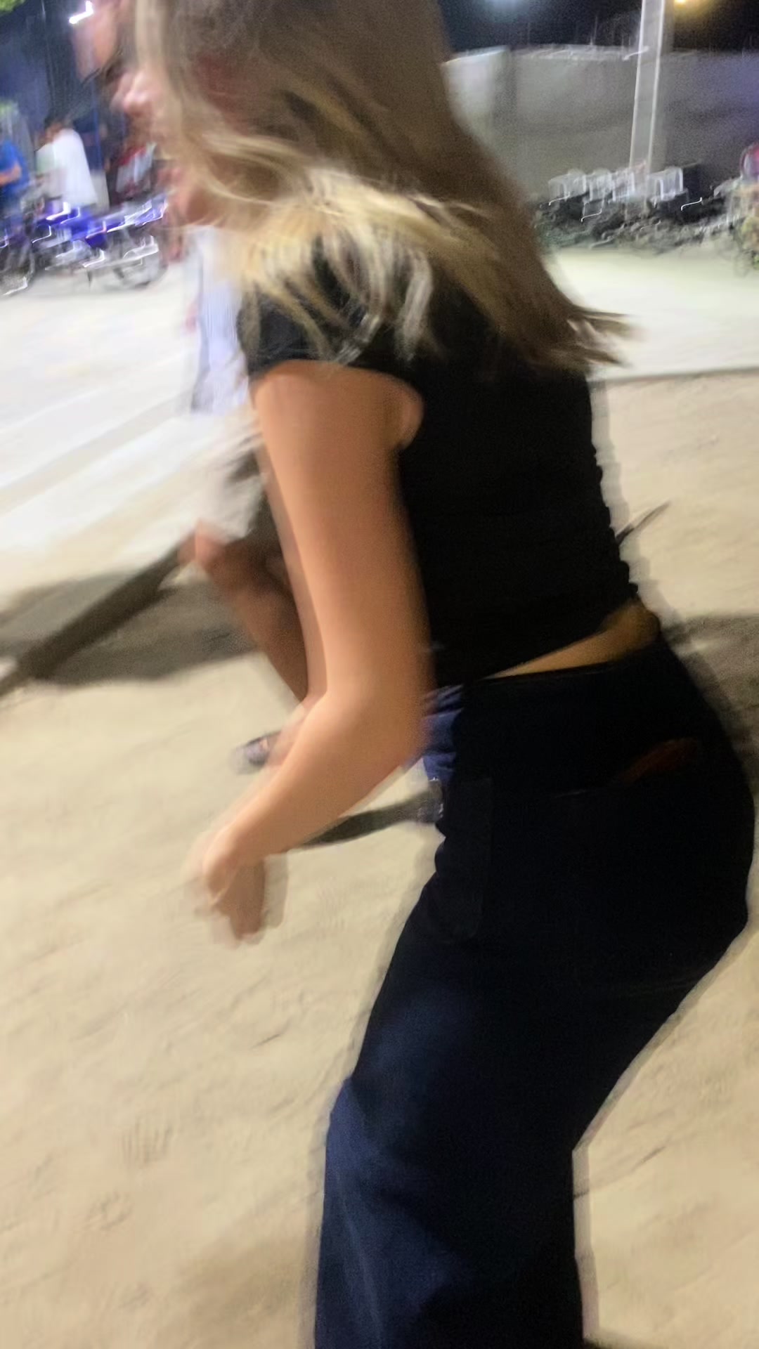 @saharaledesma