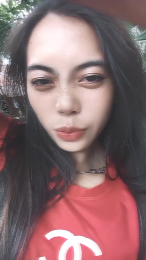 @Ave Q