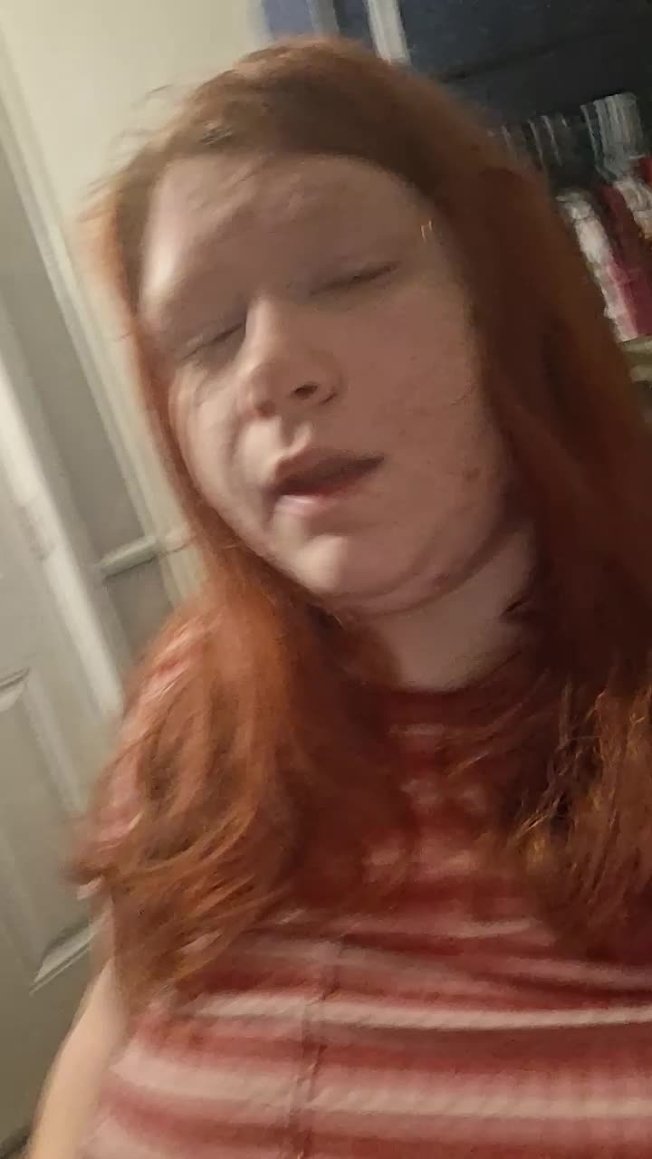 @Lilly Frost