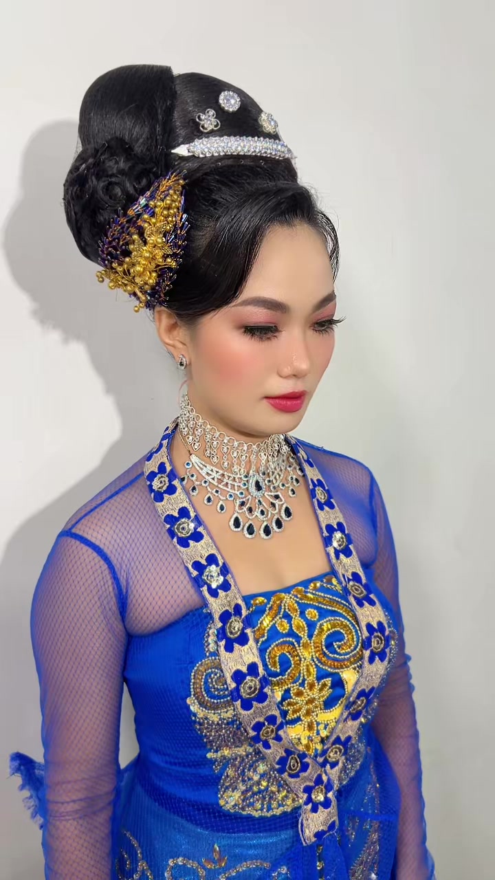 @Muakonaing