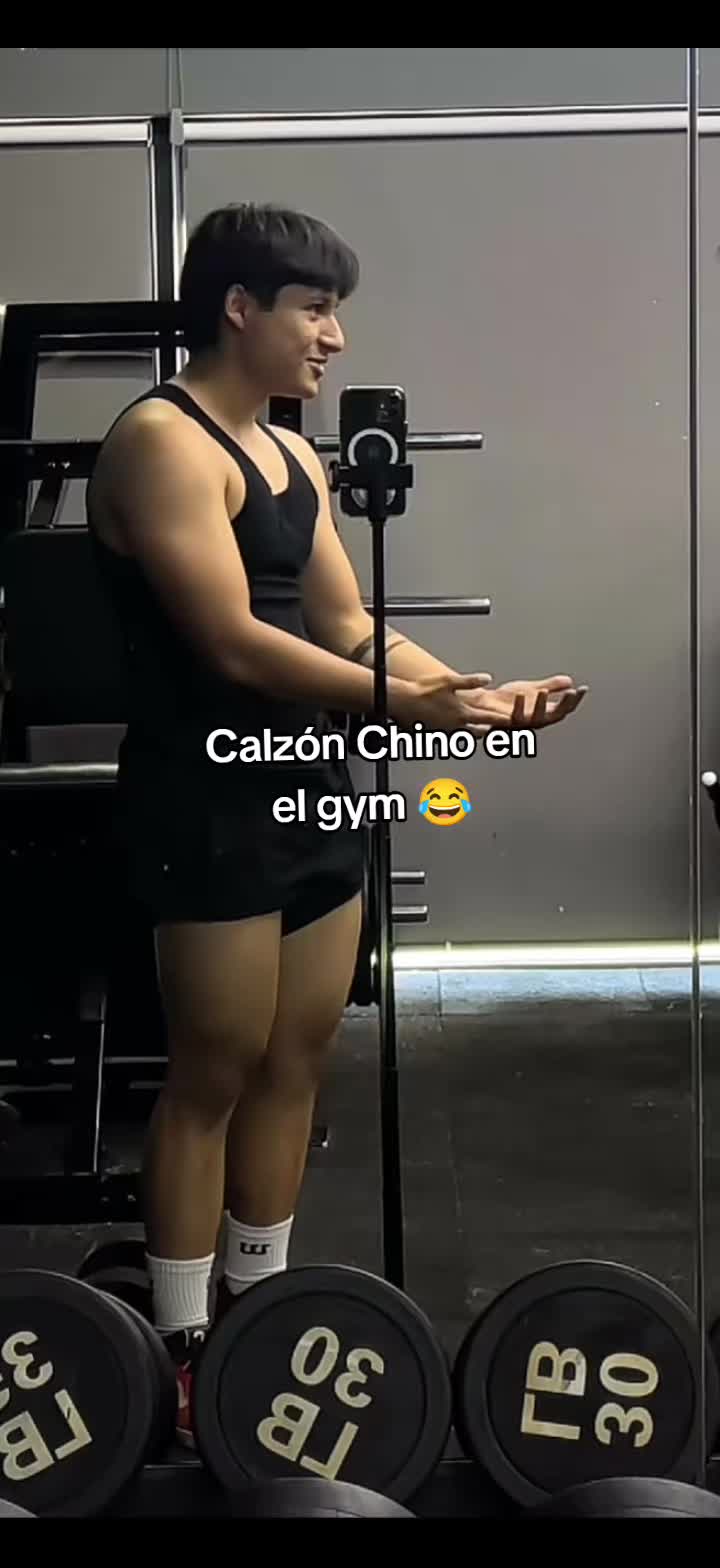 @Calz&oacute;n Chino 🩲