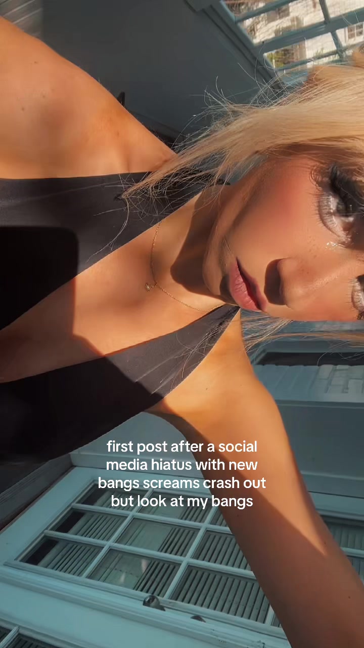 @jeanieefrances