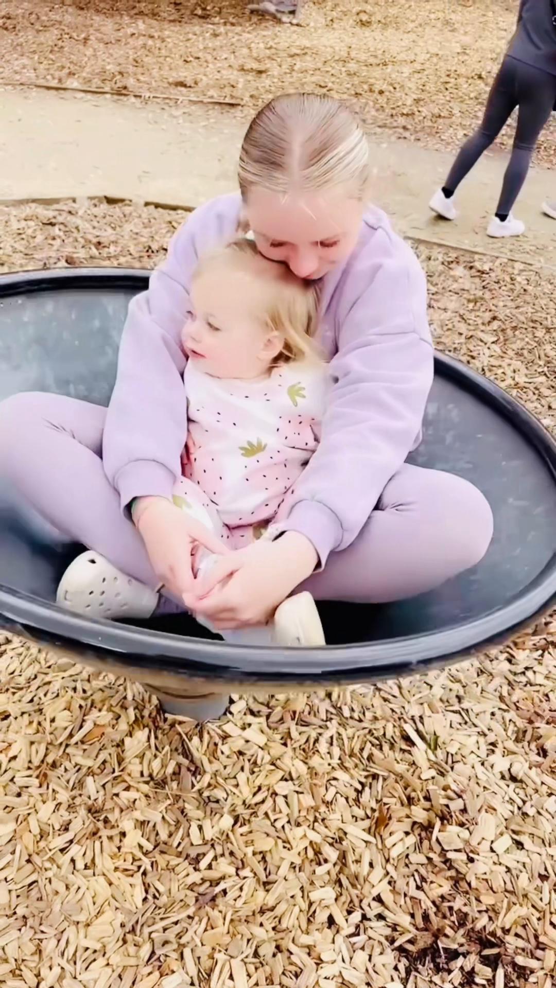 @jacquelinegath23