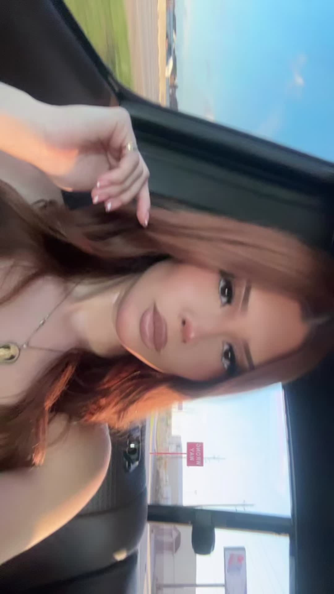 @𝐆𝐢𝐬𝐞𝐥𝐥𝐞𝐆𝐨𝐧𝐳𝐚𝐥𝐞𝐳