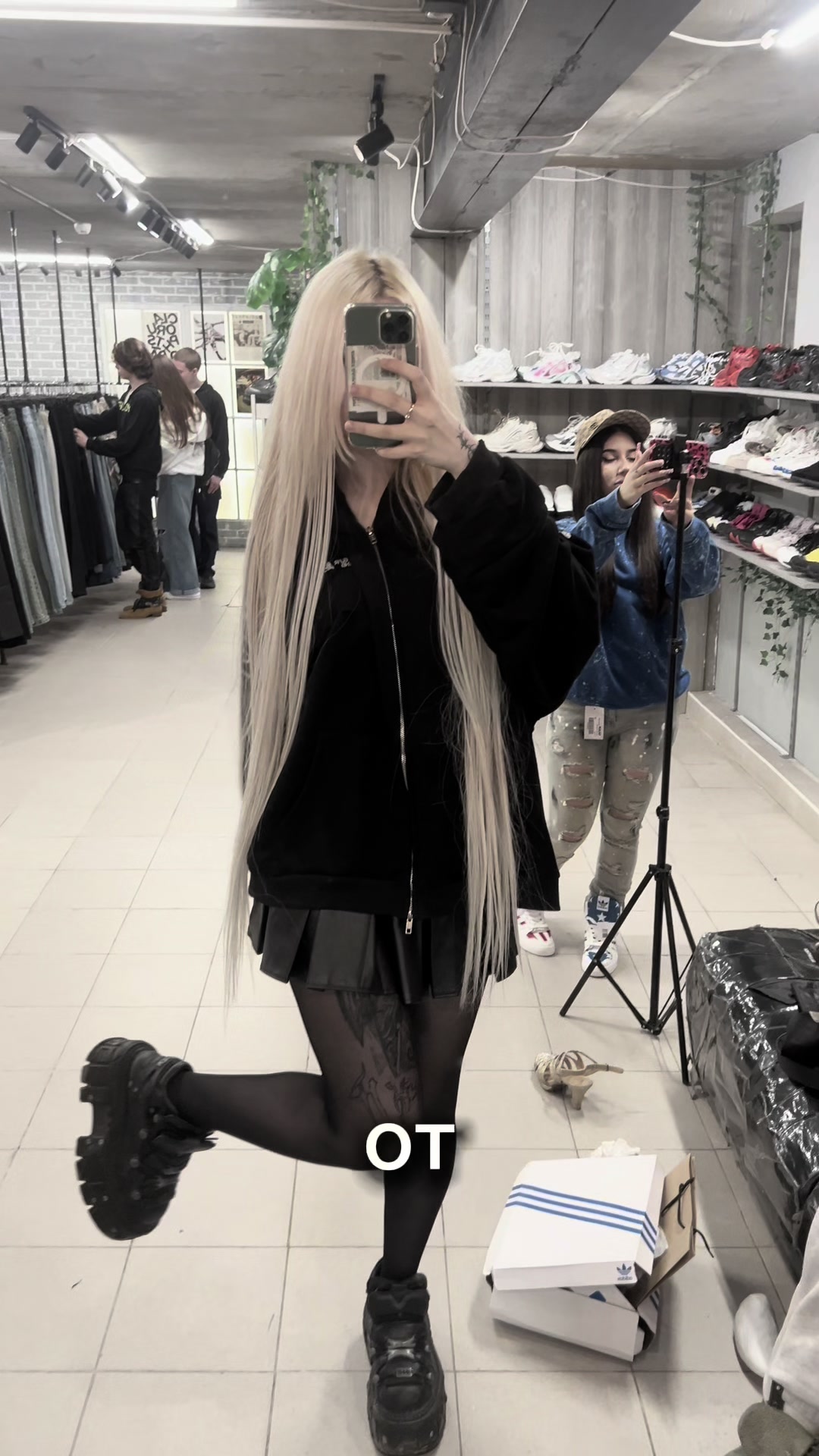@Тгк:akirashi
