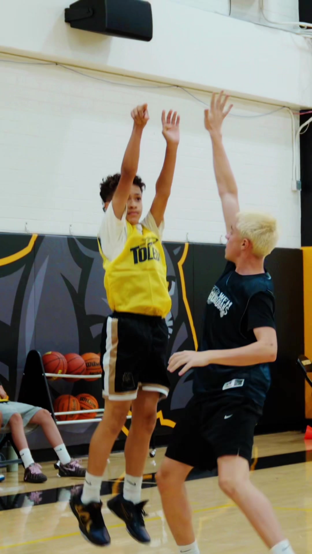 @Hesi Hoops