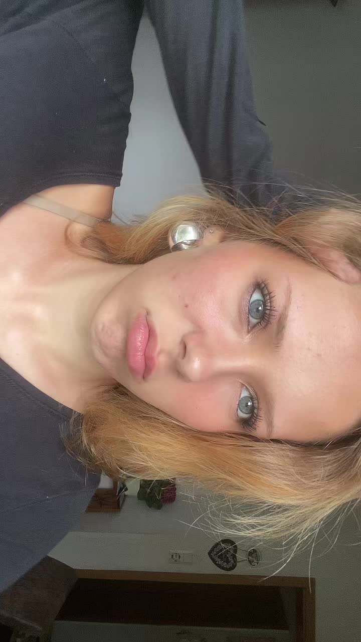 @Lara