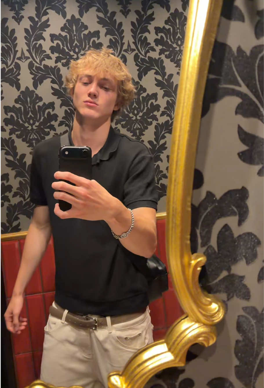 @tg:theshowtimenick