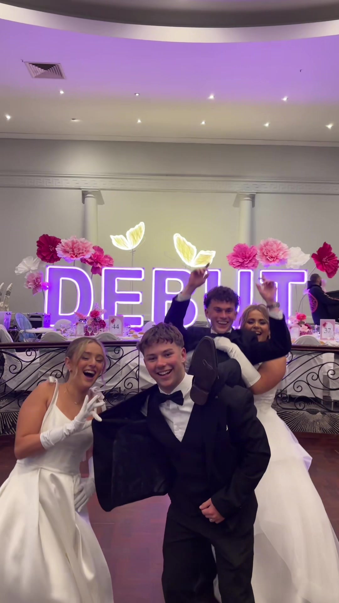 @Deb_debut