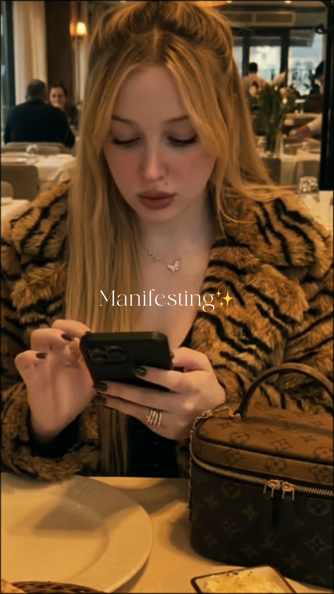 @🧜♀️Lilya🦋ليليا🧜♀️