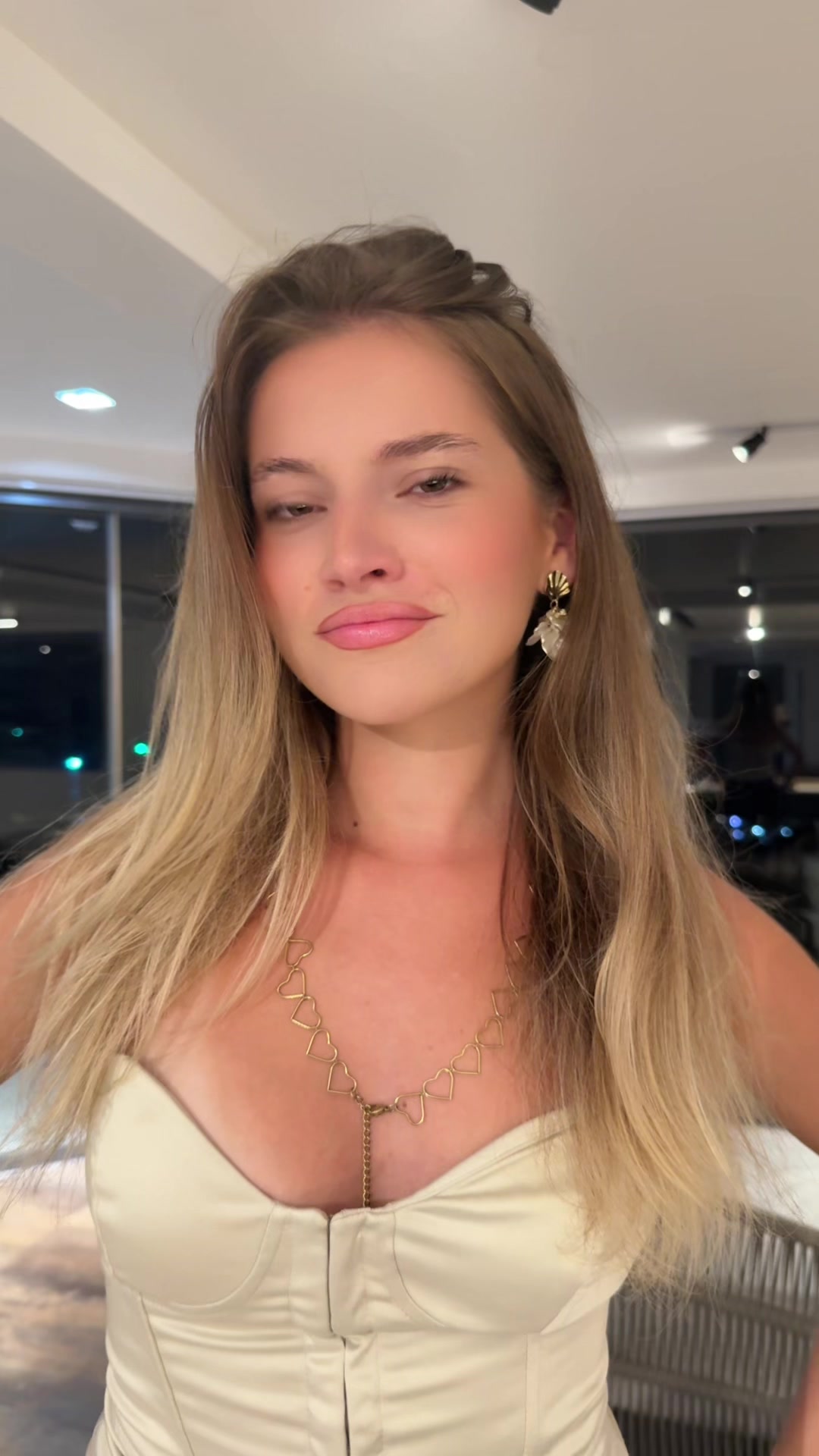 @C&eacute;lia
