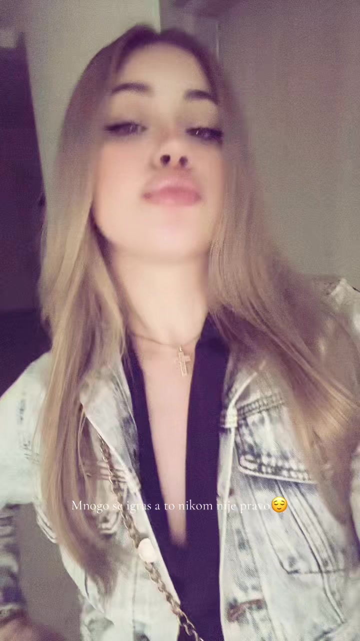 @Valery🦋