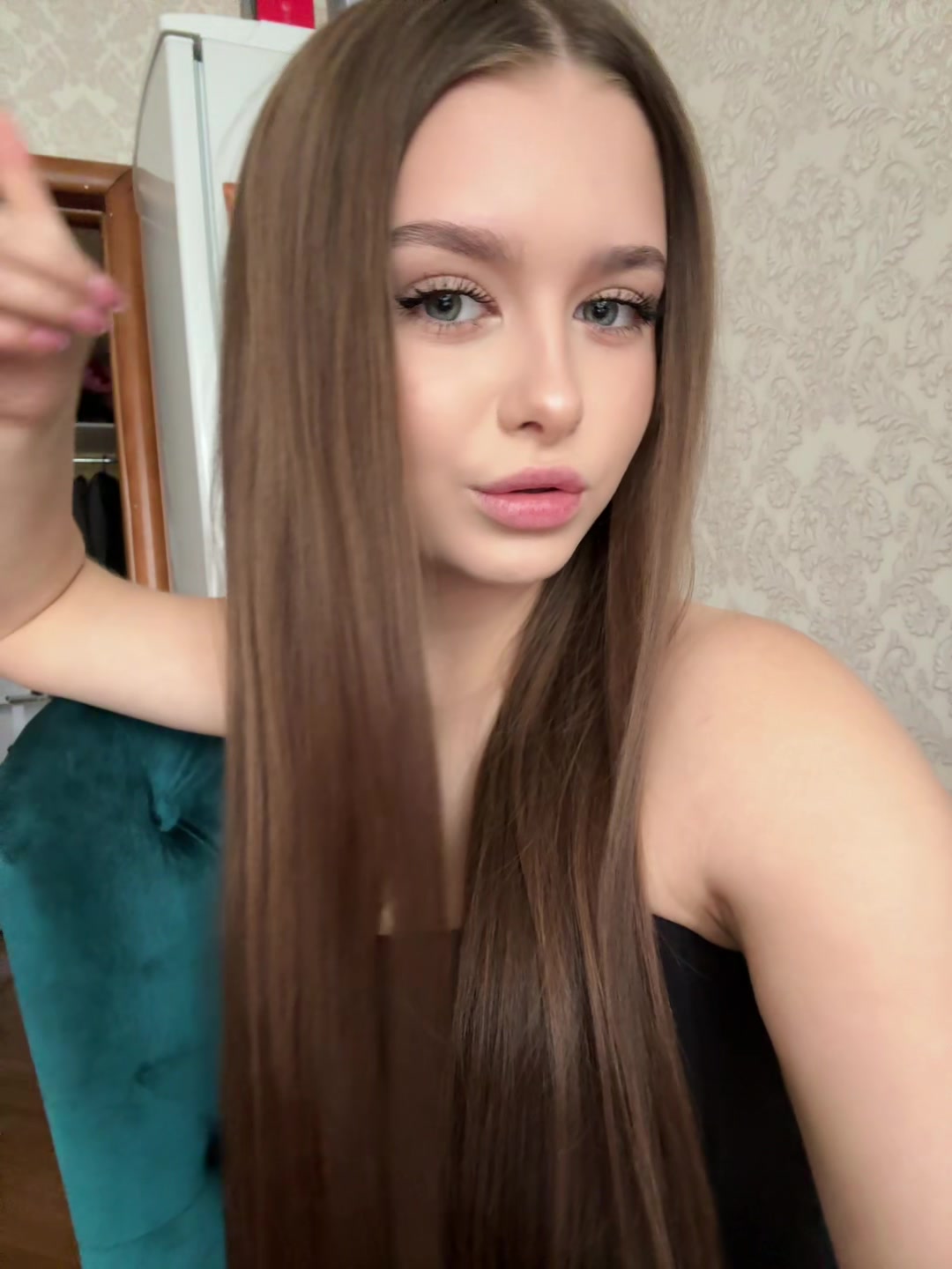 @<3