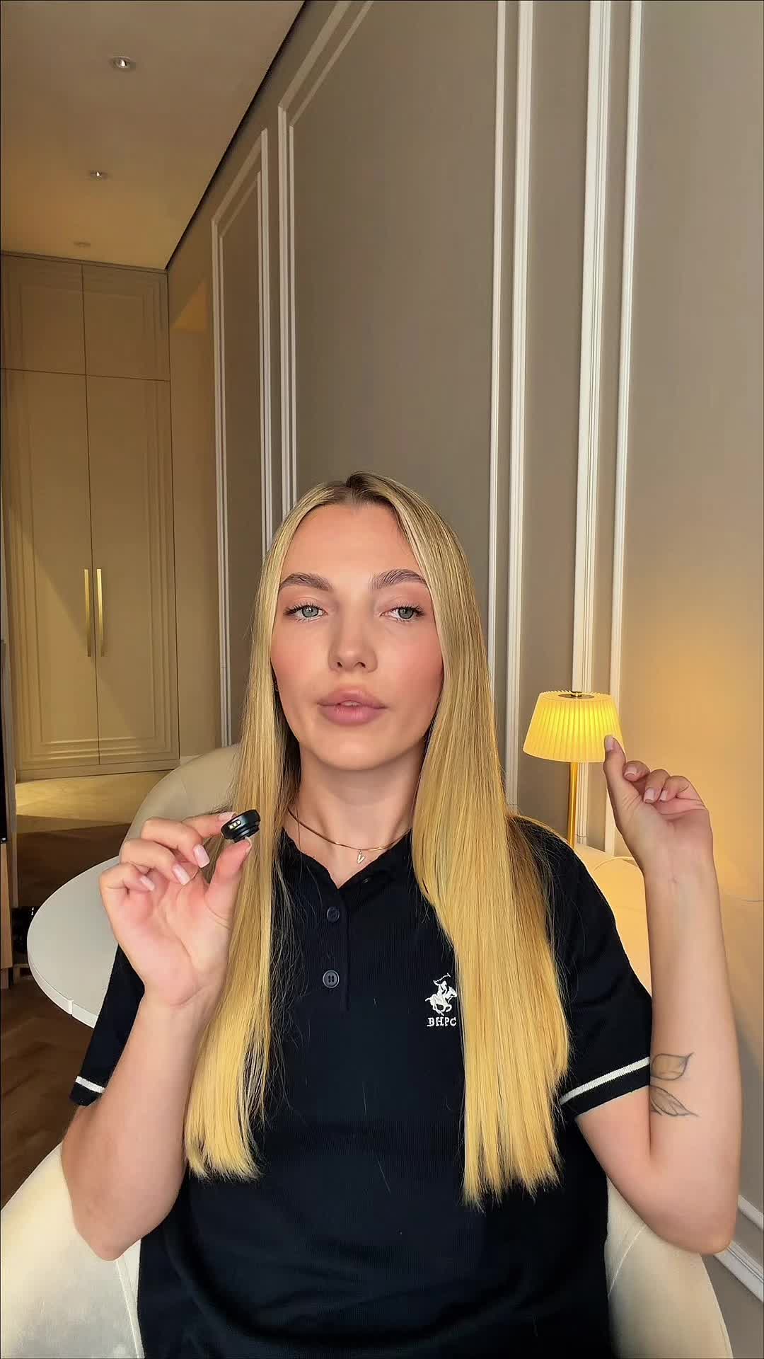 @Vikisaay