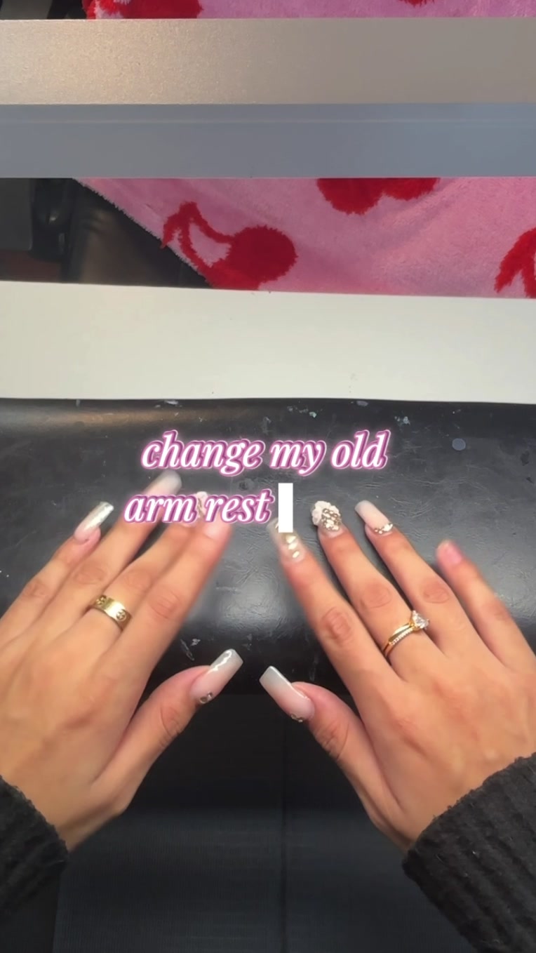 @Giselle | CT nail tech🤍🎀✨