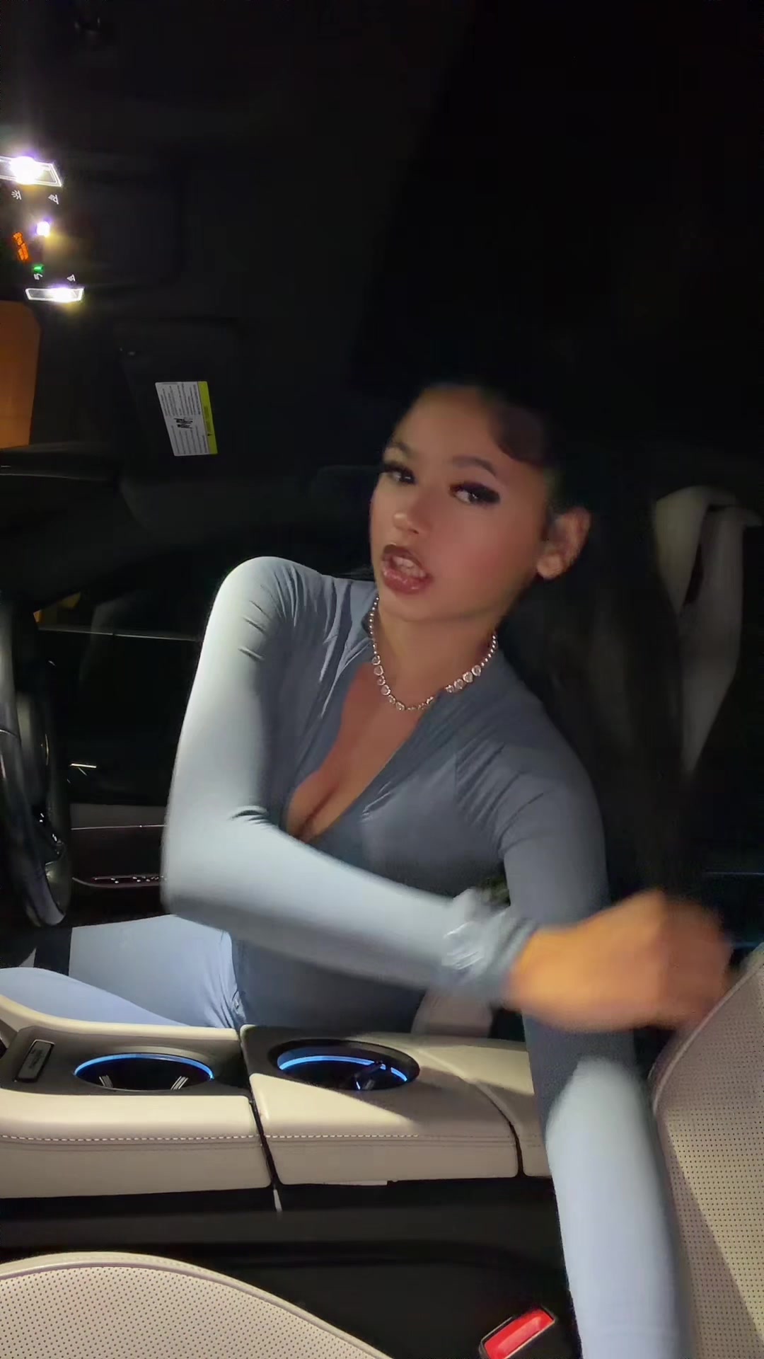 @urfavcur1yqueenn