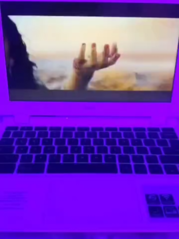 @VIKA🤍
