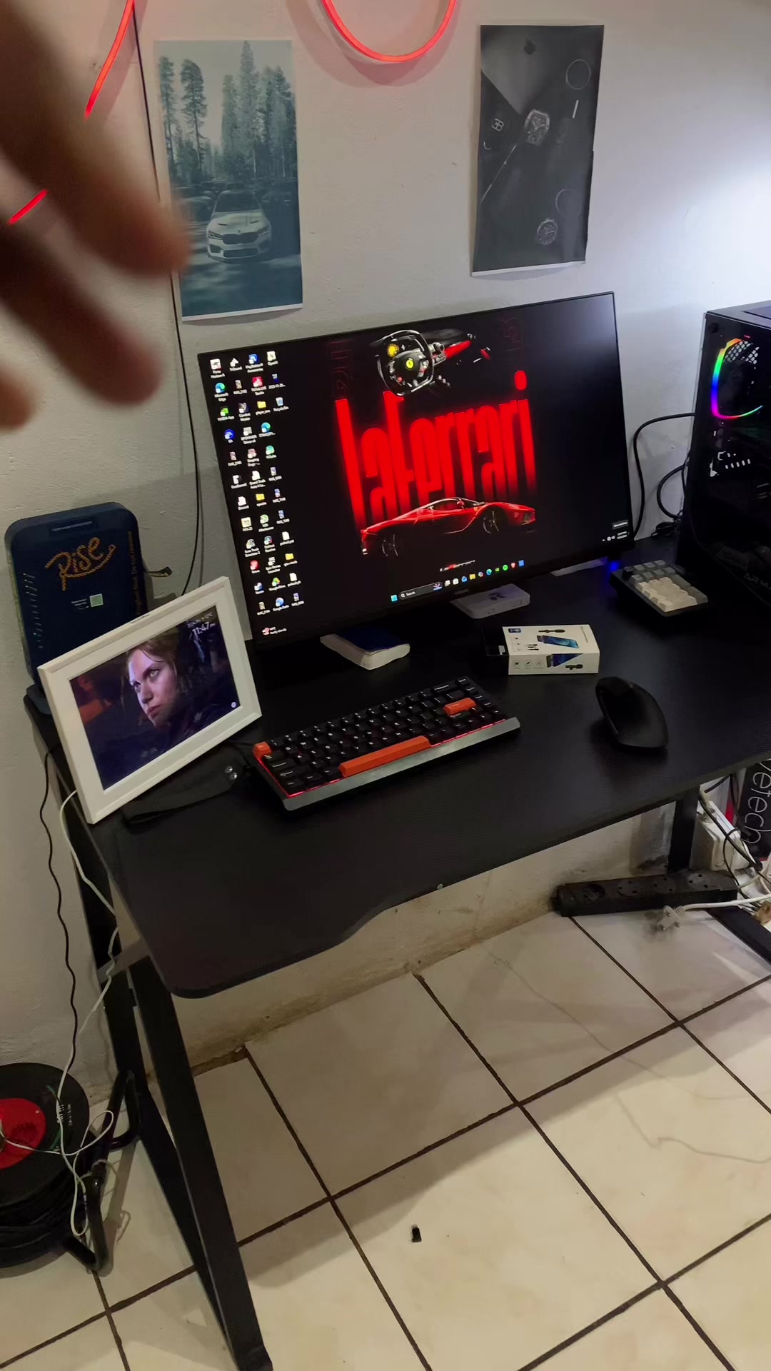 @KagisoTech