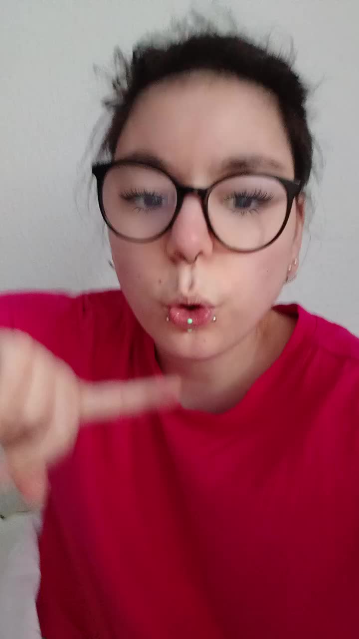@SantoSarah.VonAffenHausen🐒🐒