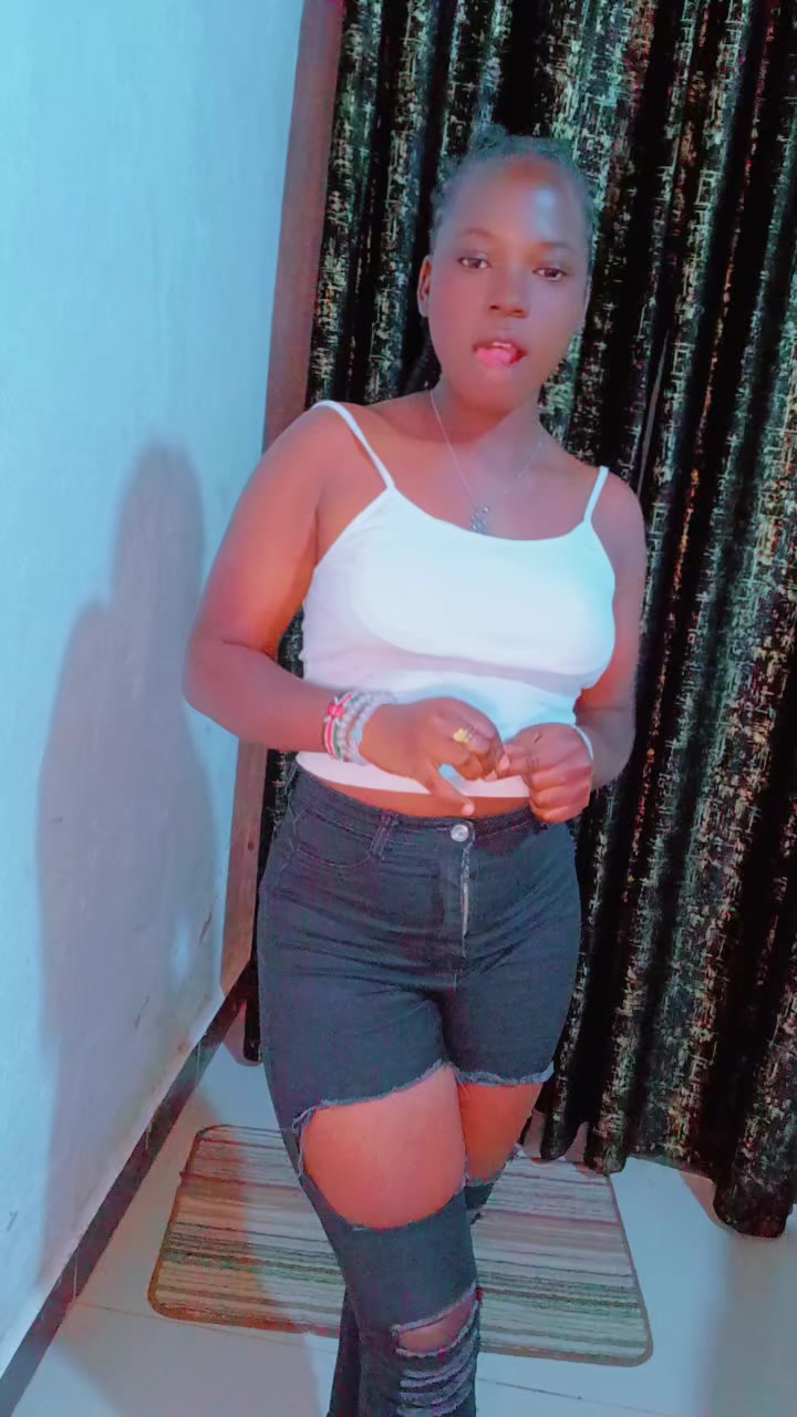 @🎀🖤Phoebe gee🤍🩵