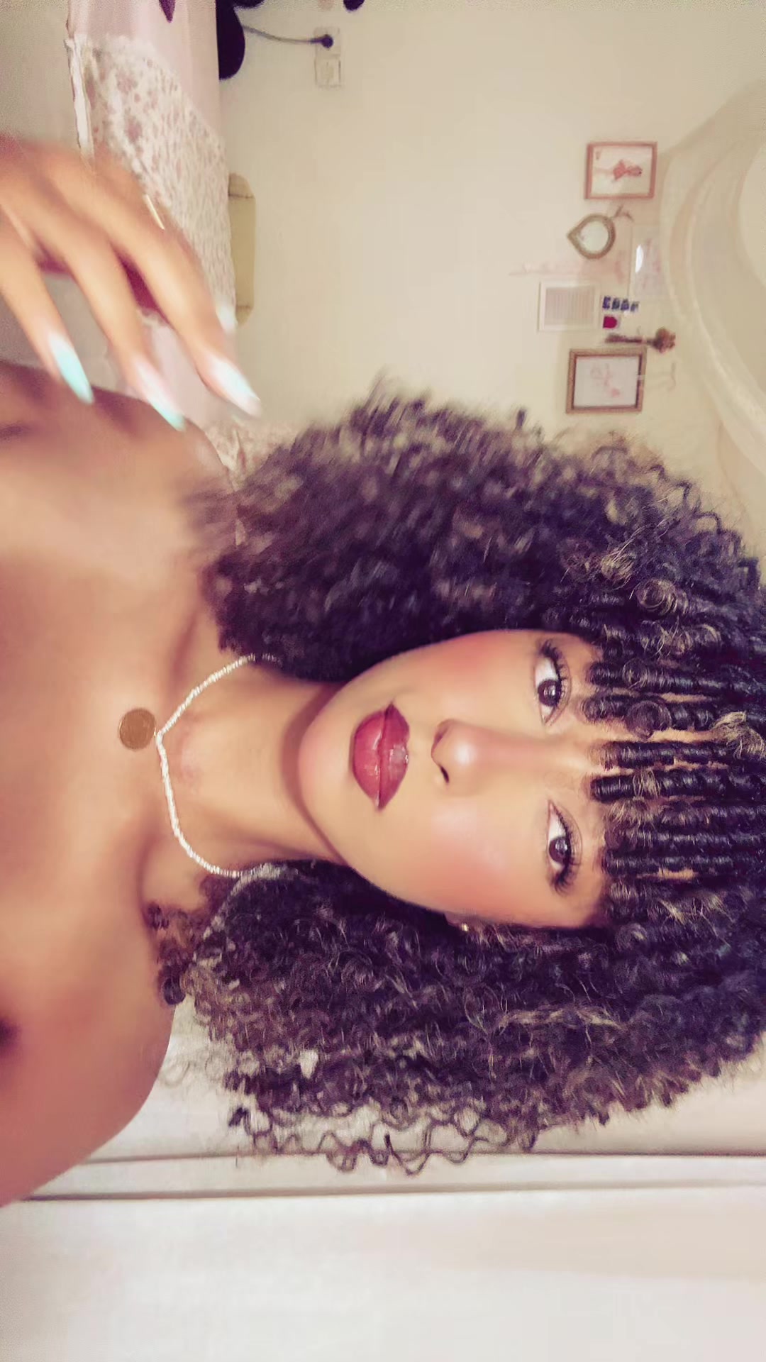 @𝒮𝒶𝓁𝓂𝒶 🦢