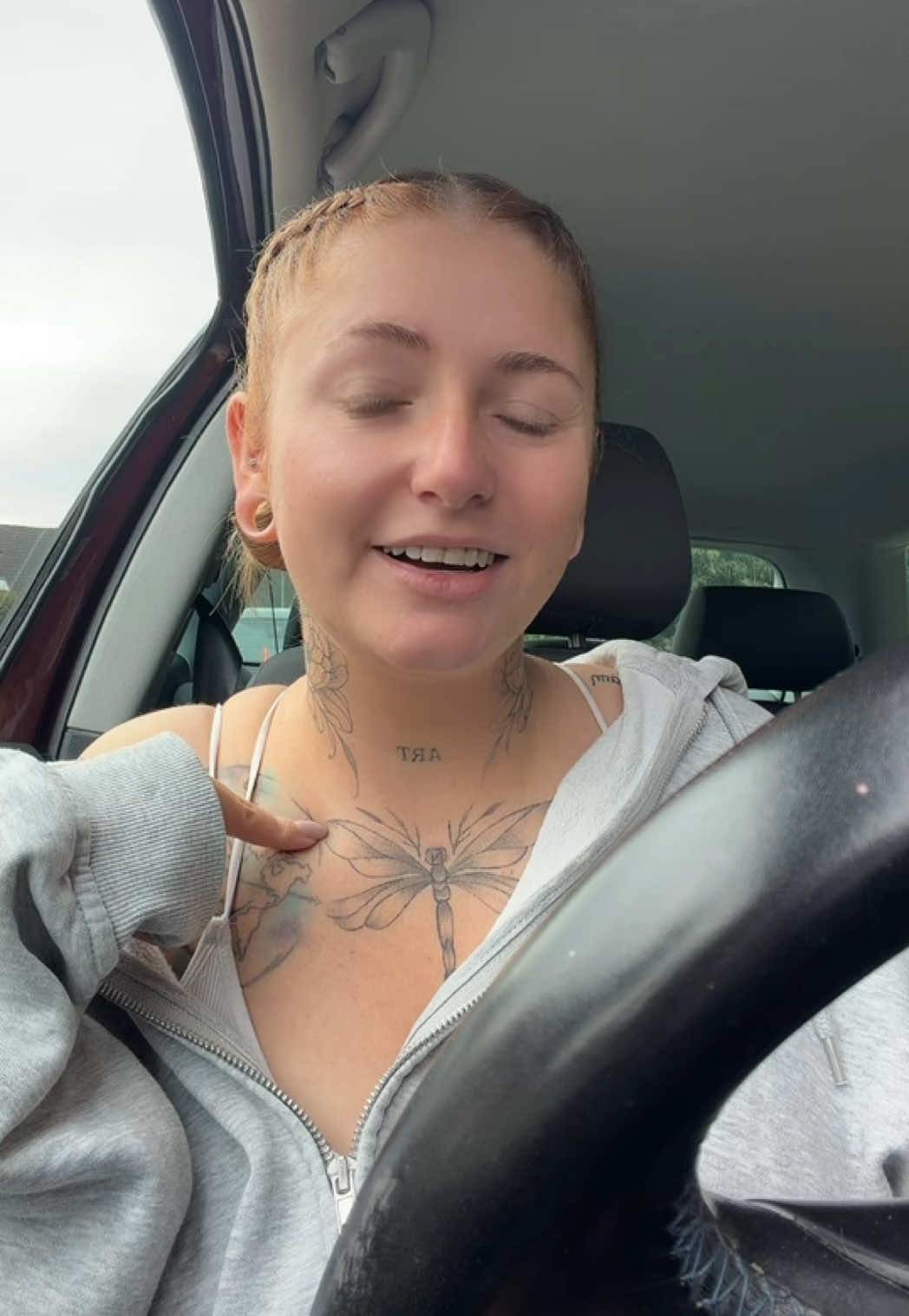 @vivien 🧸✨