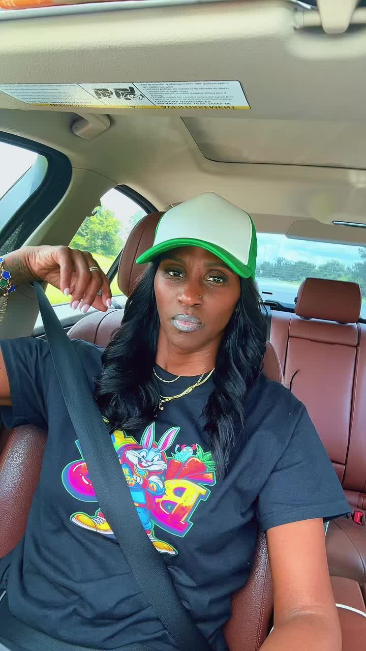 @dee.speaks