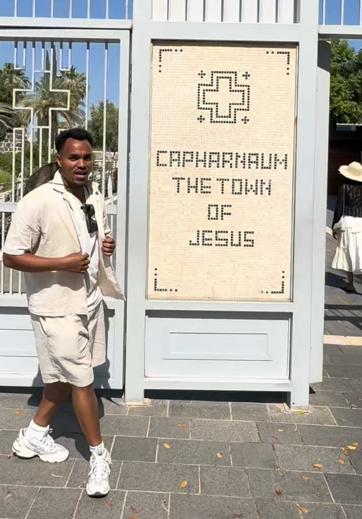@Holy Land Explorer 🌏