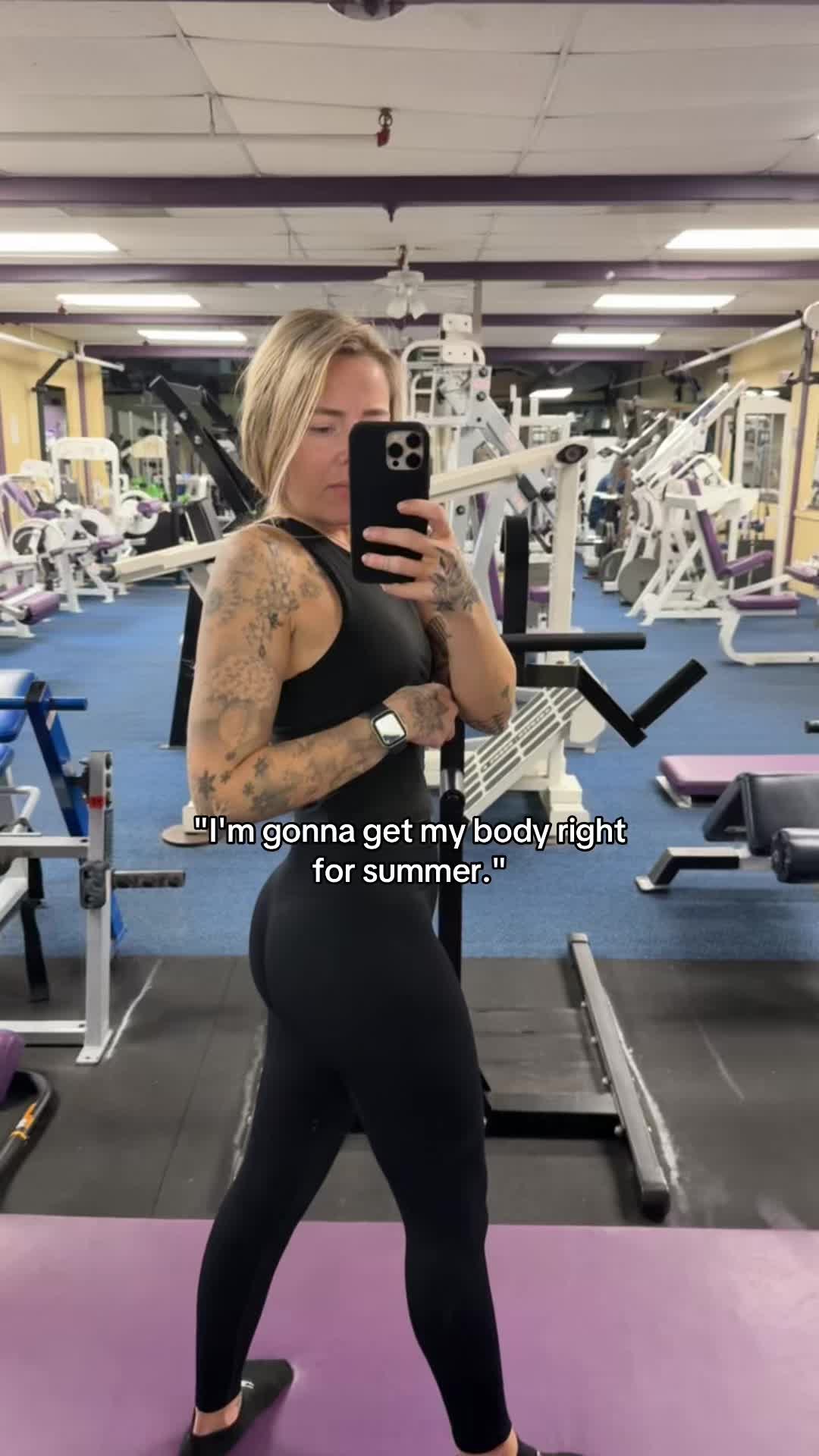 @carbiebarbie-GYM&bull;CARBS&bull;FASHION