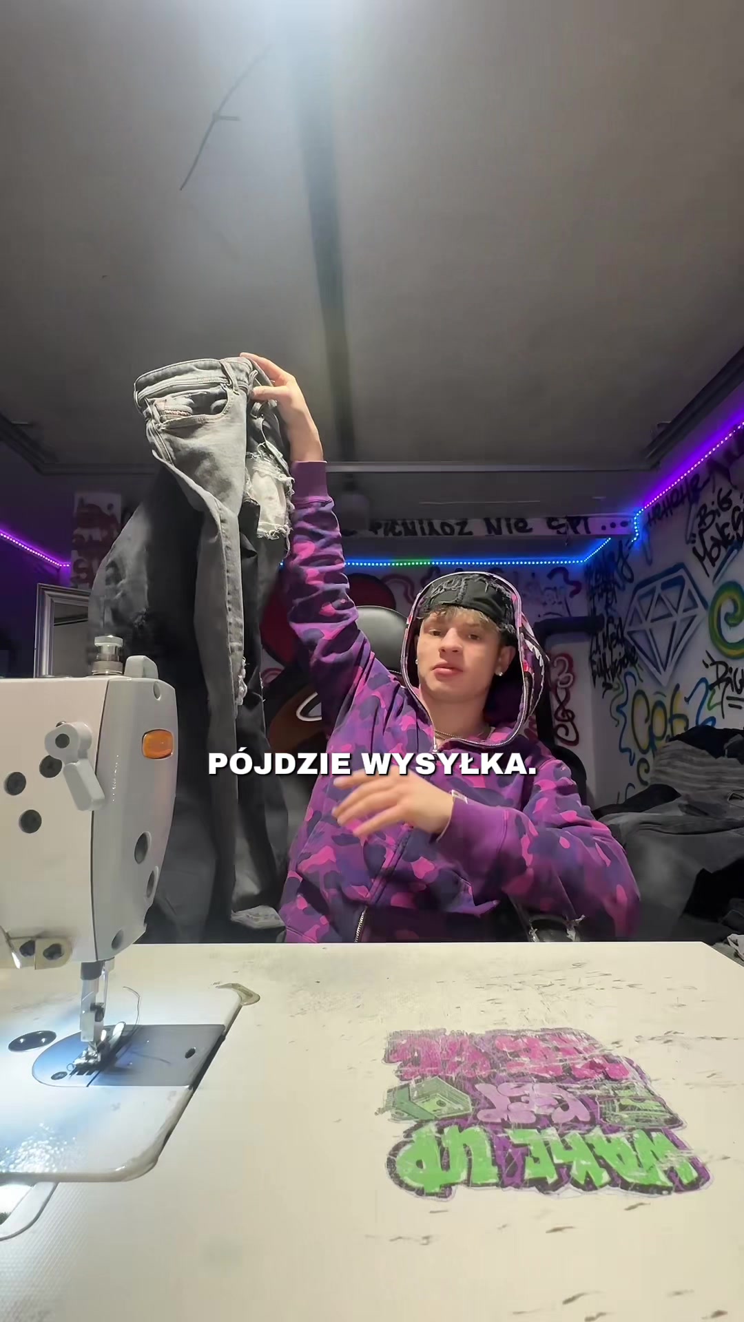 @drippedjeans