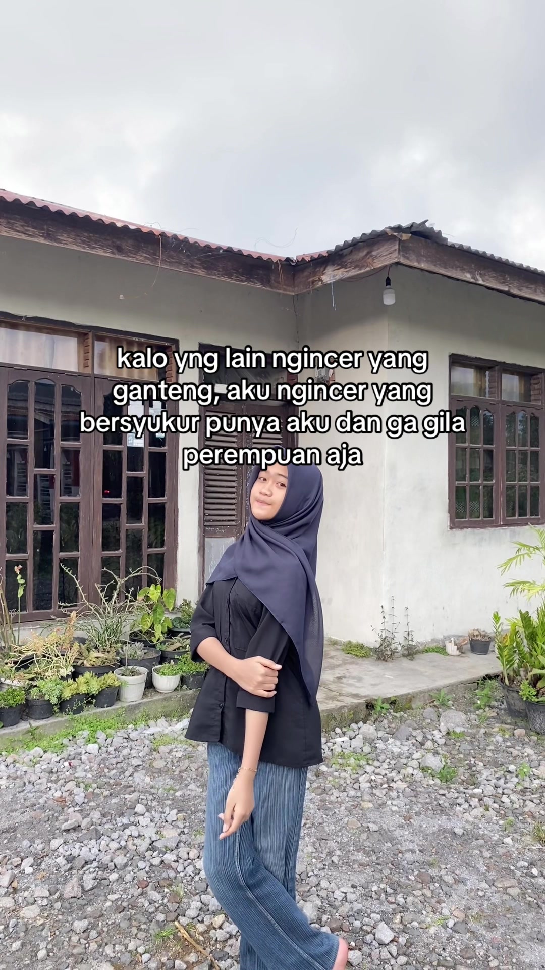 @✮
