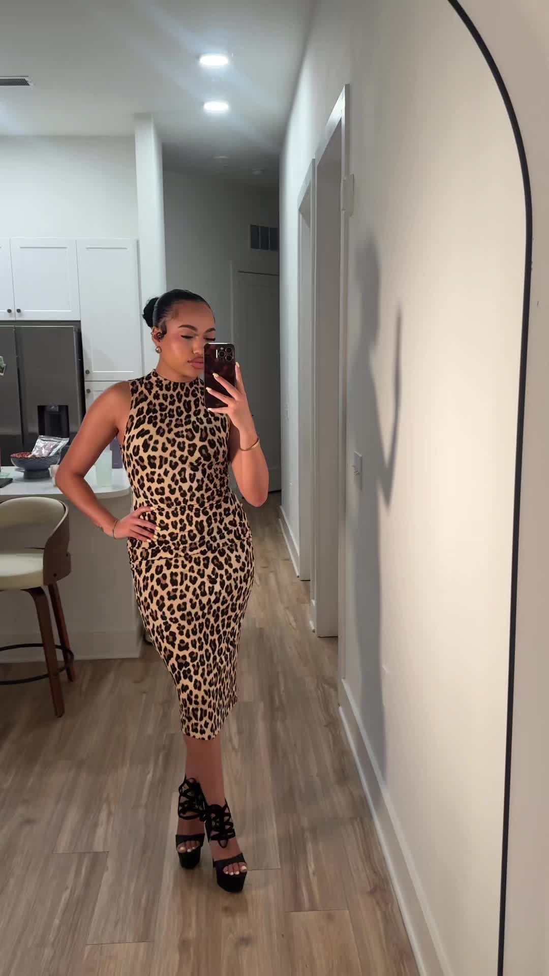@Bella